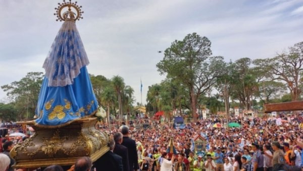Multitudinaria celebración por el 123° aniversario de la coronación de la Virgen de Itatí en Corrientes
